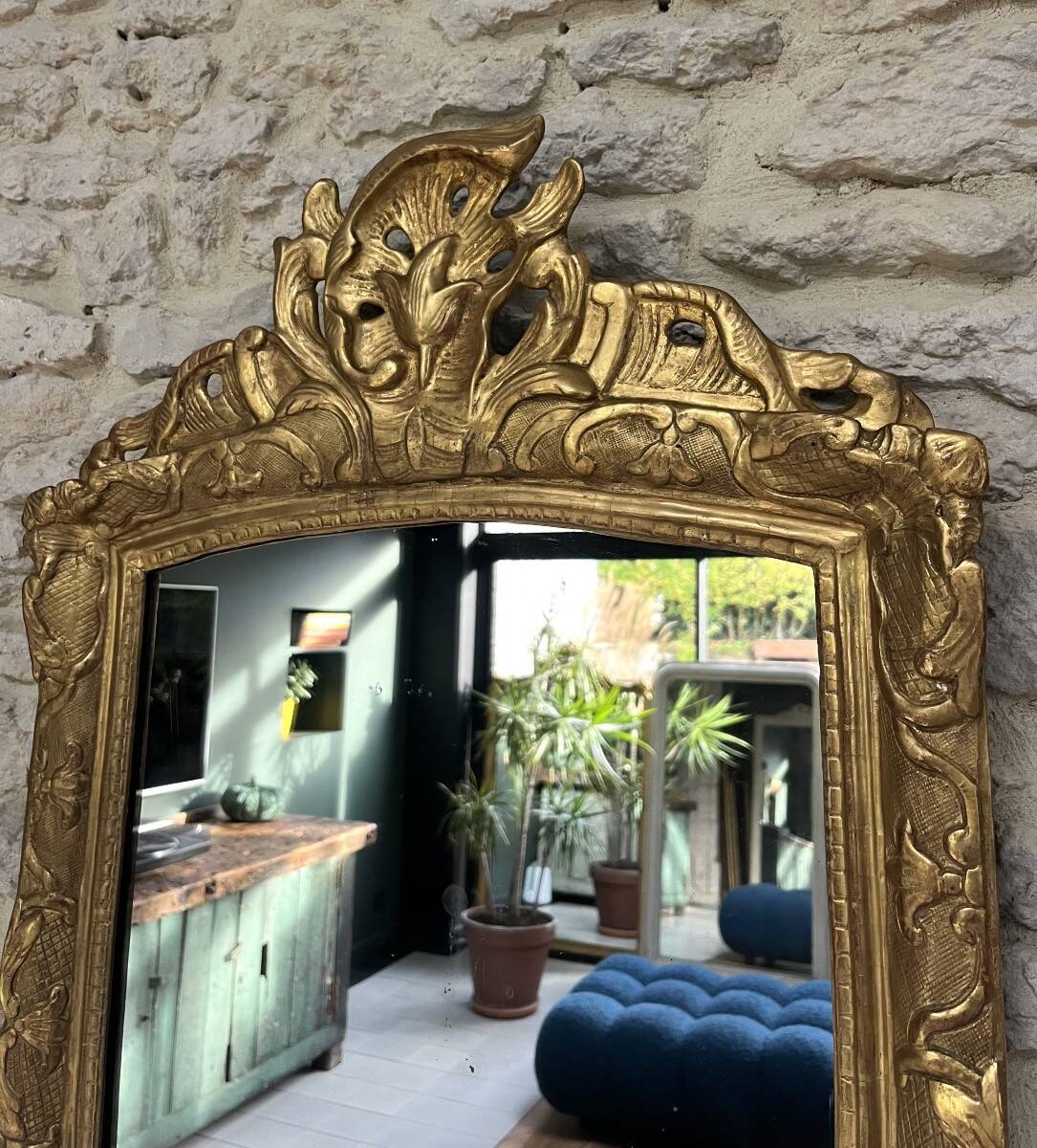 Antique mirror 89/60.5cm 19th century Regency style gilded with gold leaf, mercury glass.