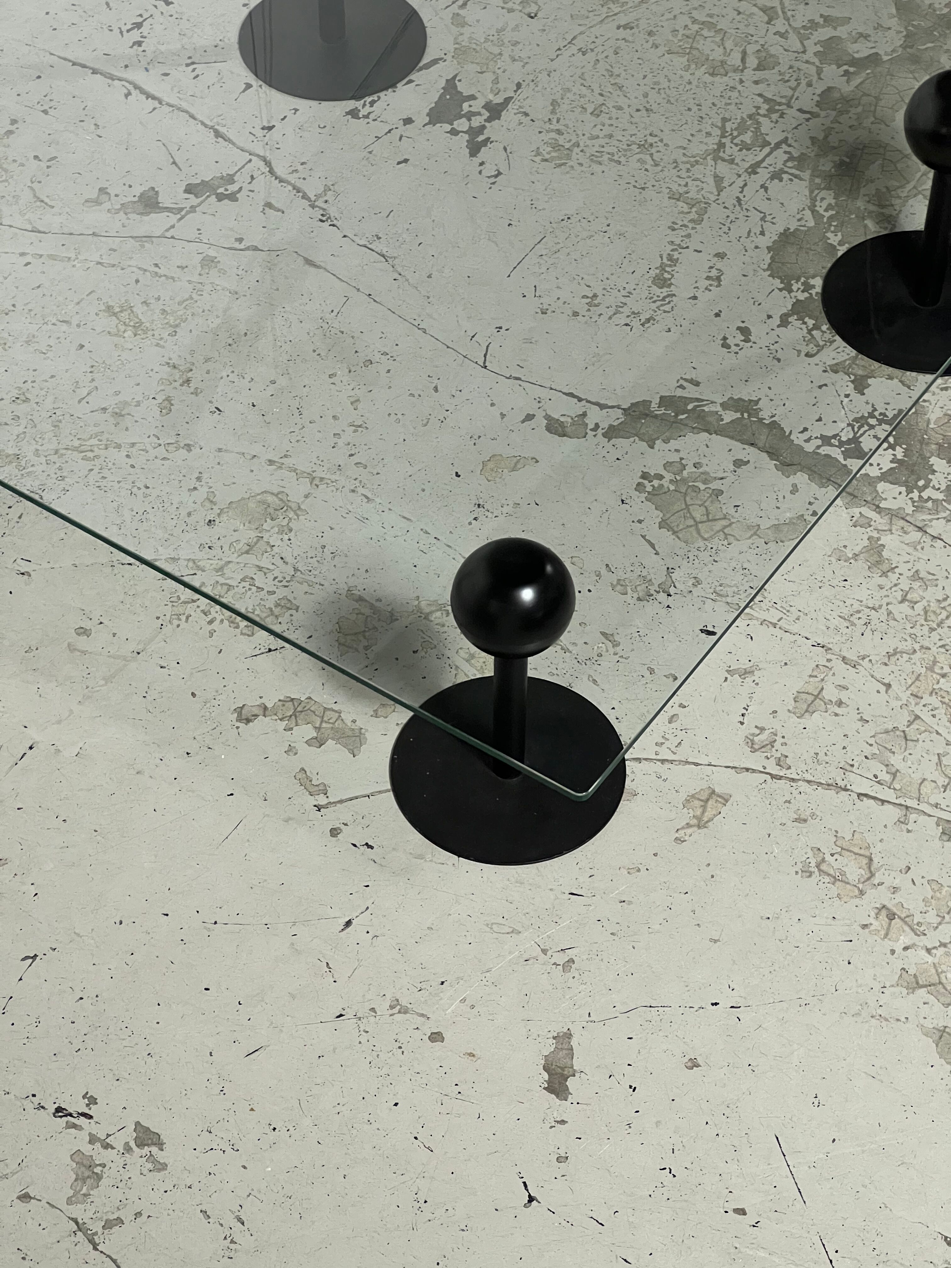 Pepper Young coffee table by Philipe Starck for Disform Spain 1978