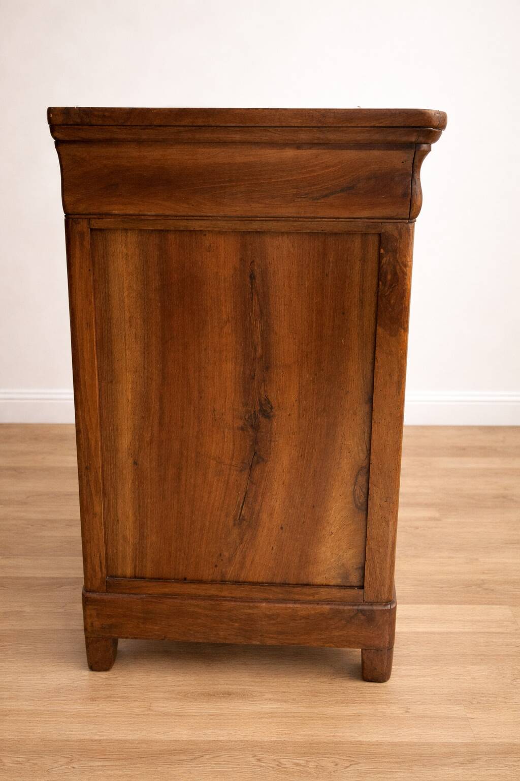 Antique walnut chest of drawers – 19th century (Louis-Philippe style)
