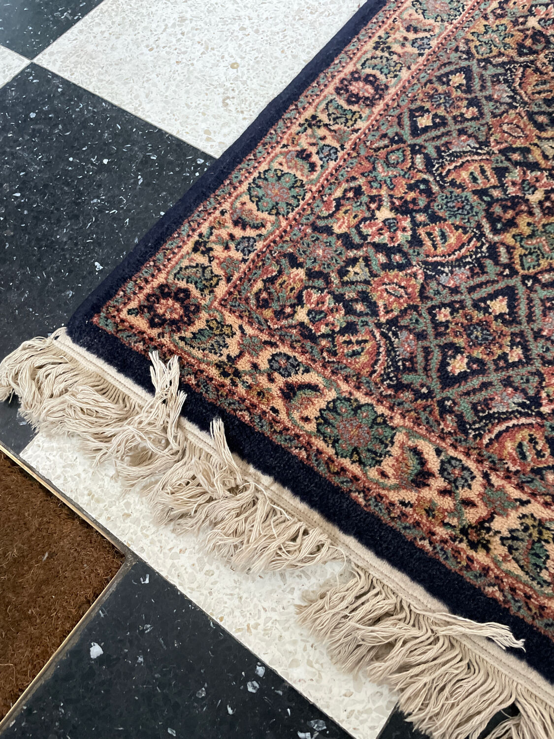 Set of Two Bed Descents