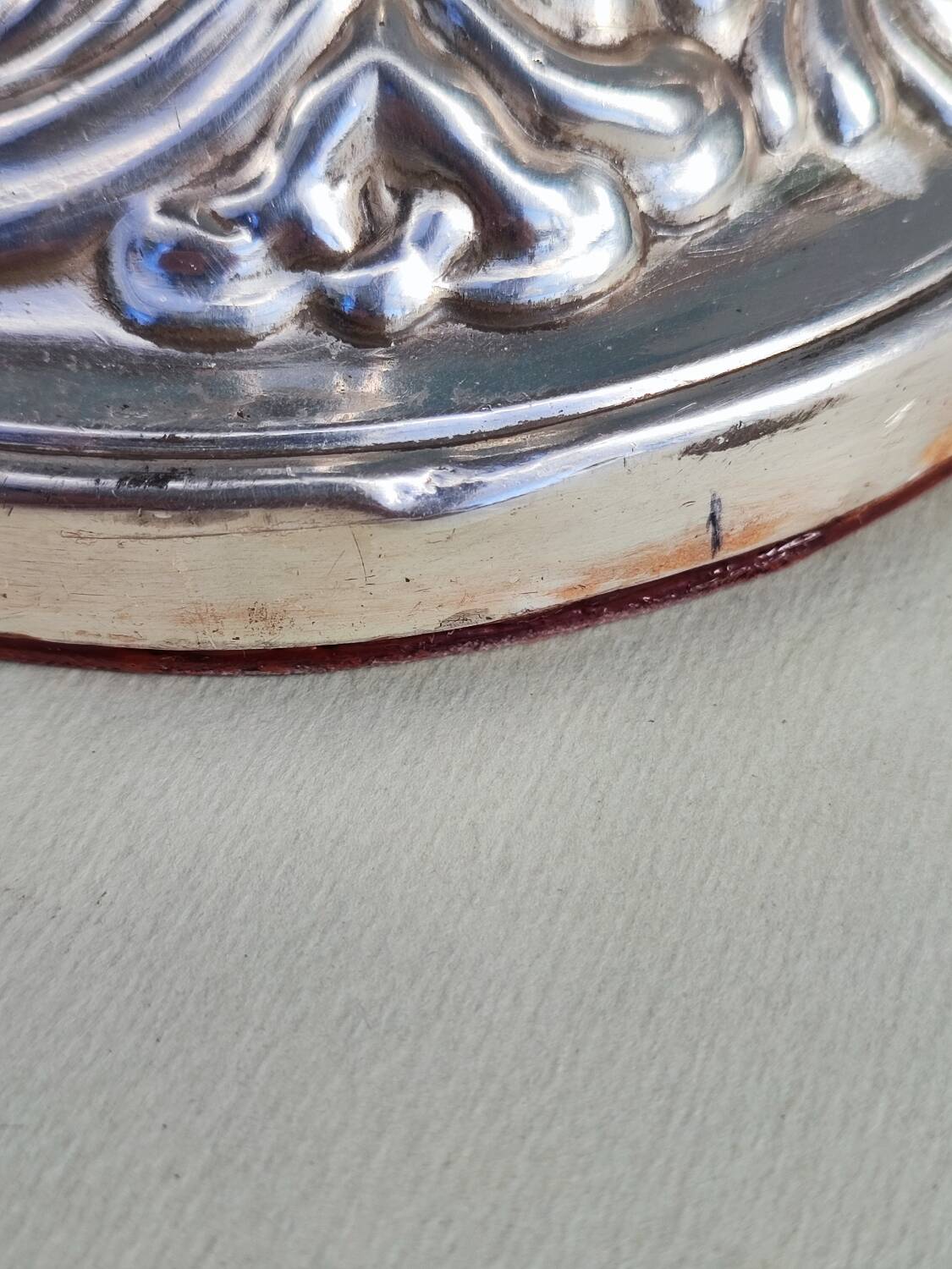 Bougeoirs en métal argenté