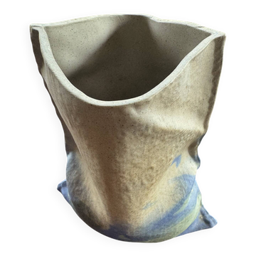 Trompe-l'œil vase in ceramic – Contemporary studio ceramics