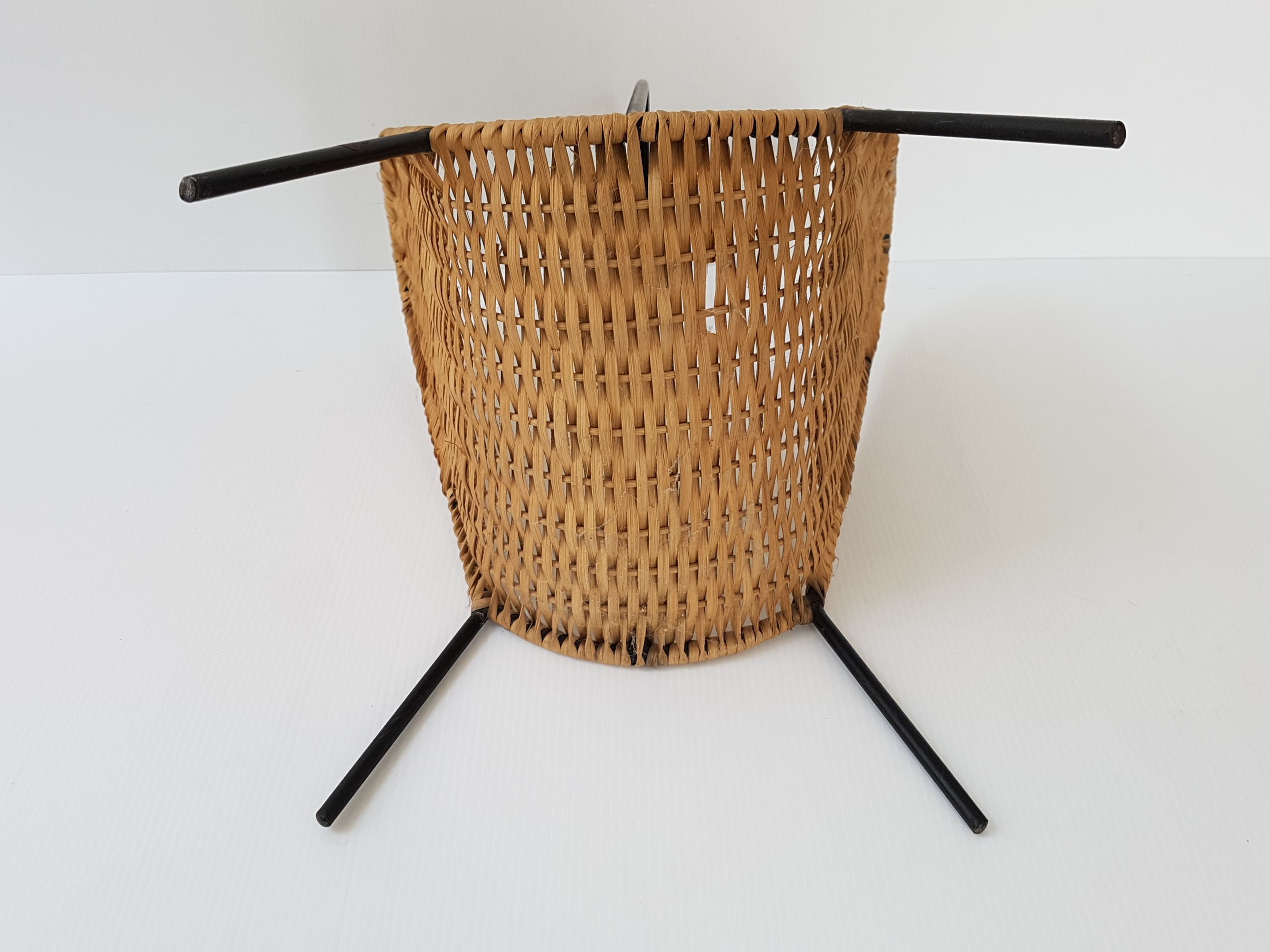 Laurids Lonborg 1950 magazine holder