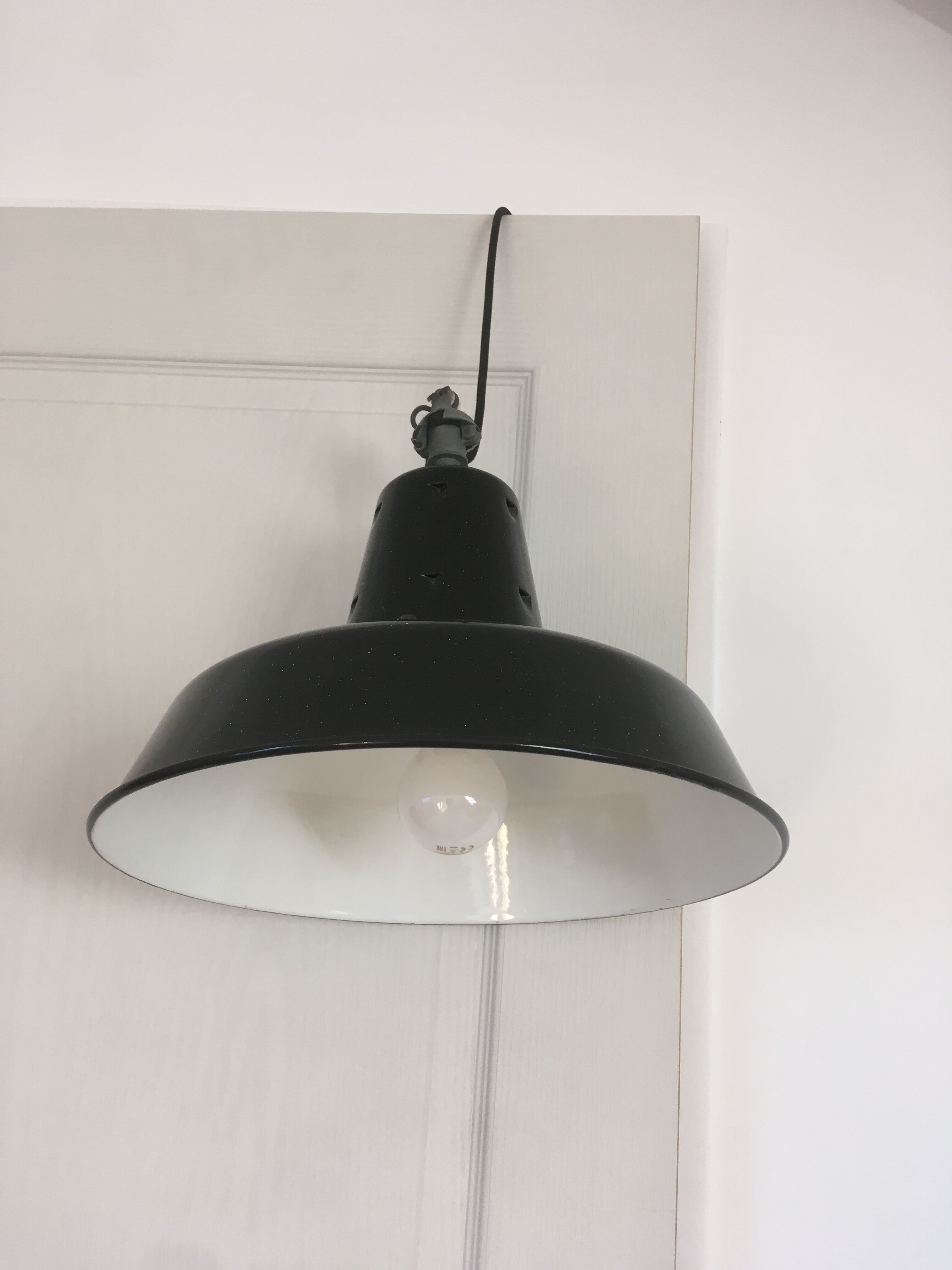 Industrial suspension Mazda Reflecto-Lux