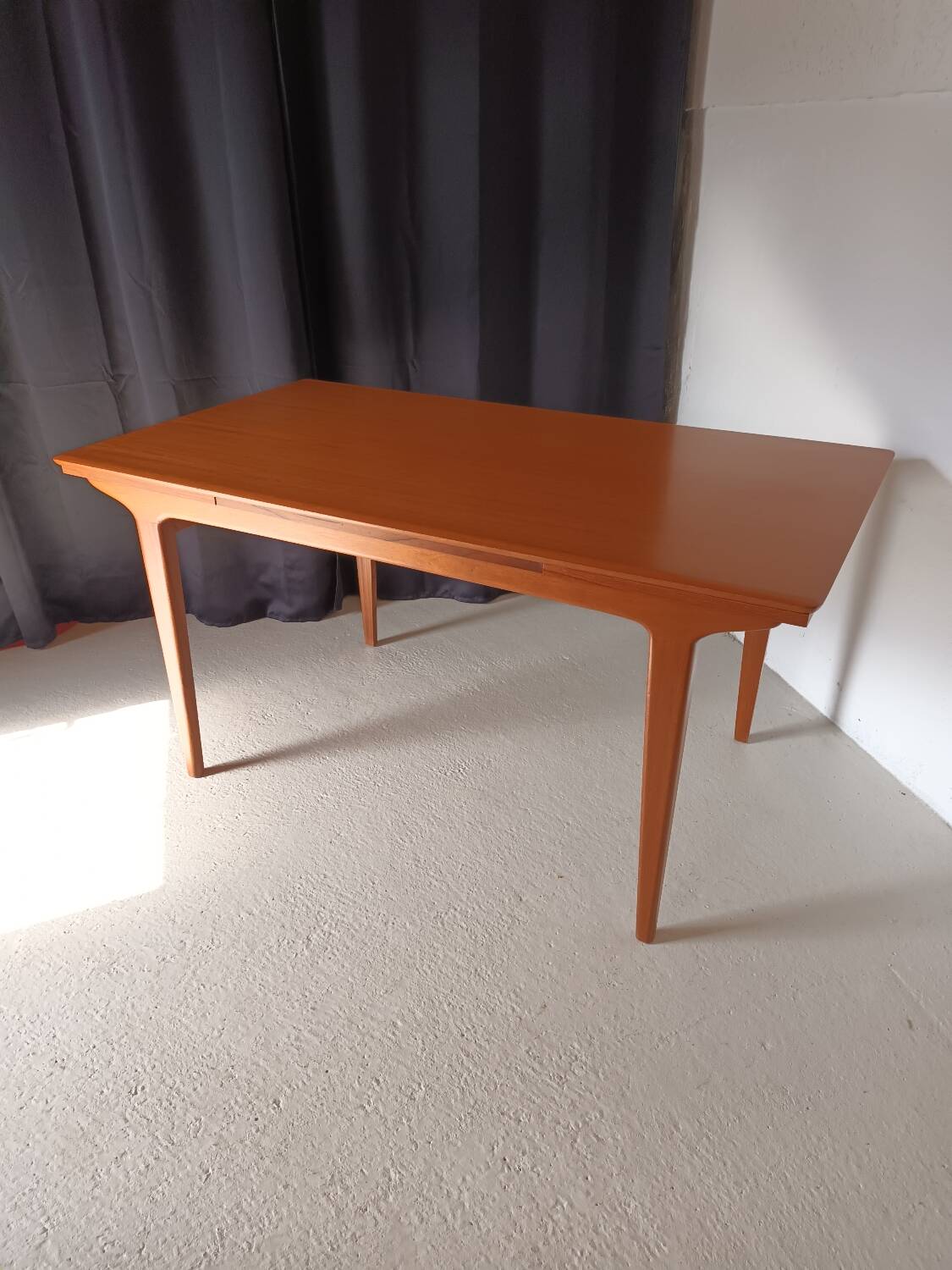 Table scandinave vintage