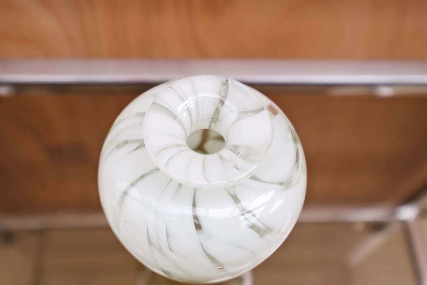 Signed blown glass vase, 1980