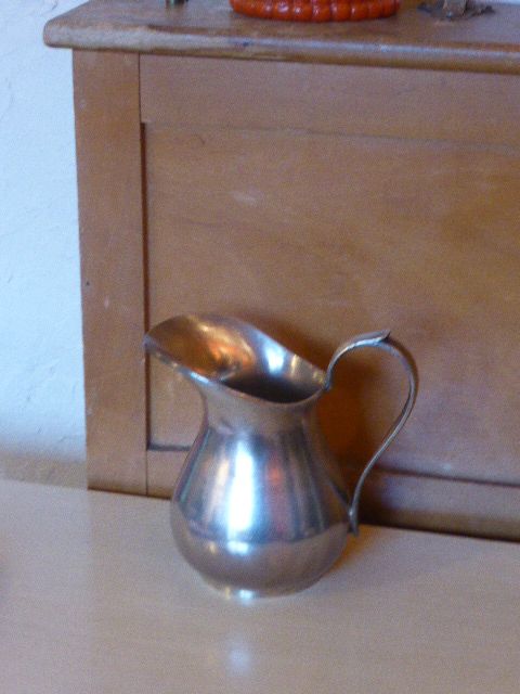 Coffee set in silver metal composed of 3 pitchers, Millan Freres, Paris