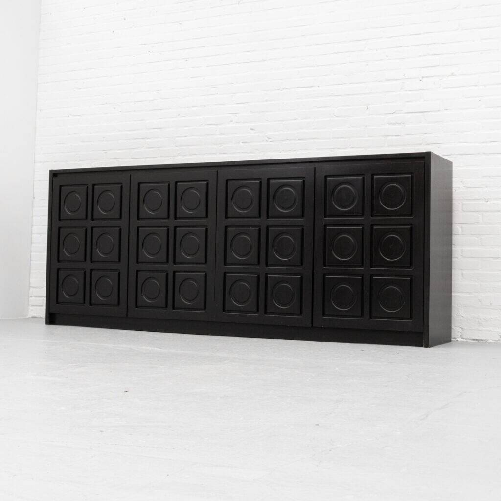 Buffet brutaliste belge des années 1970