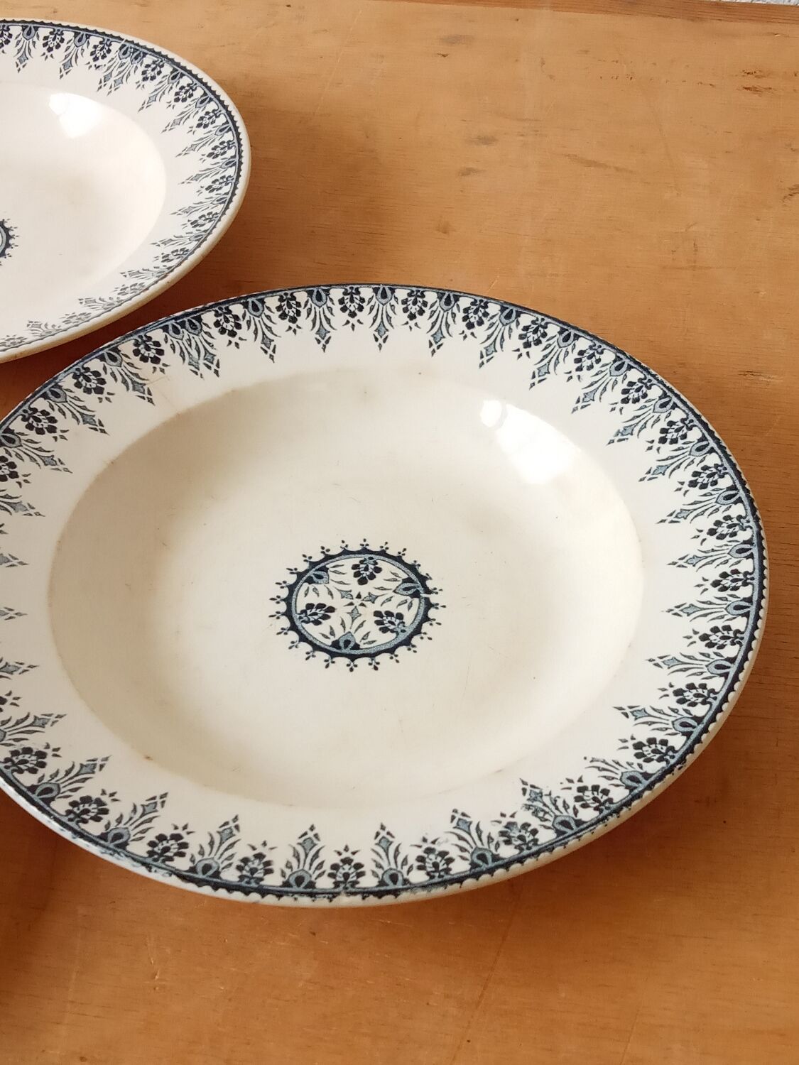 Three soup plates in Terre de fer, Sarreguemines, Algiers