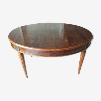 Oval table with medallion in mahogany speckled mahogany Louis XVI