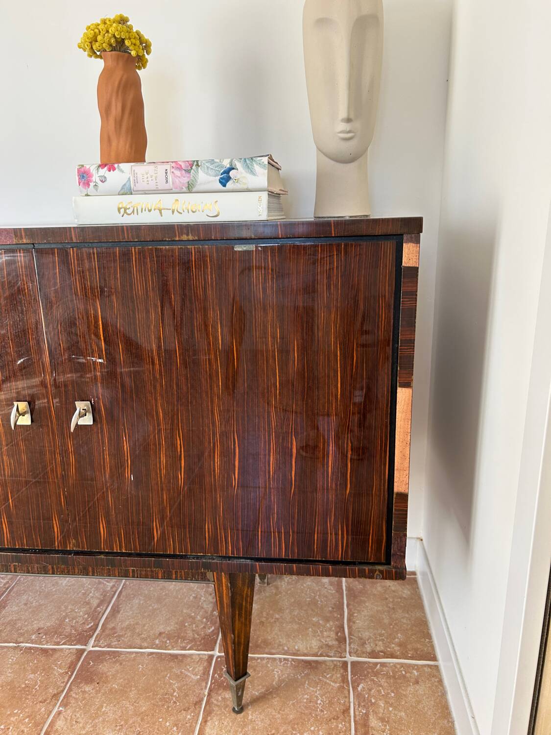 Enfilade bois verni à vantaux