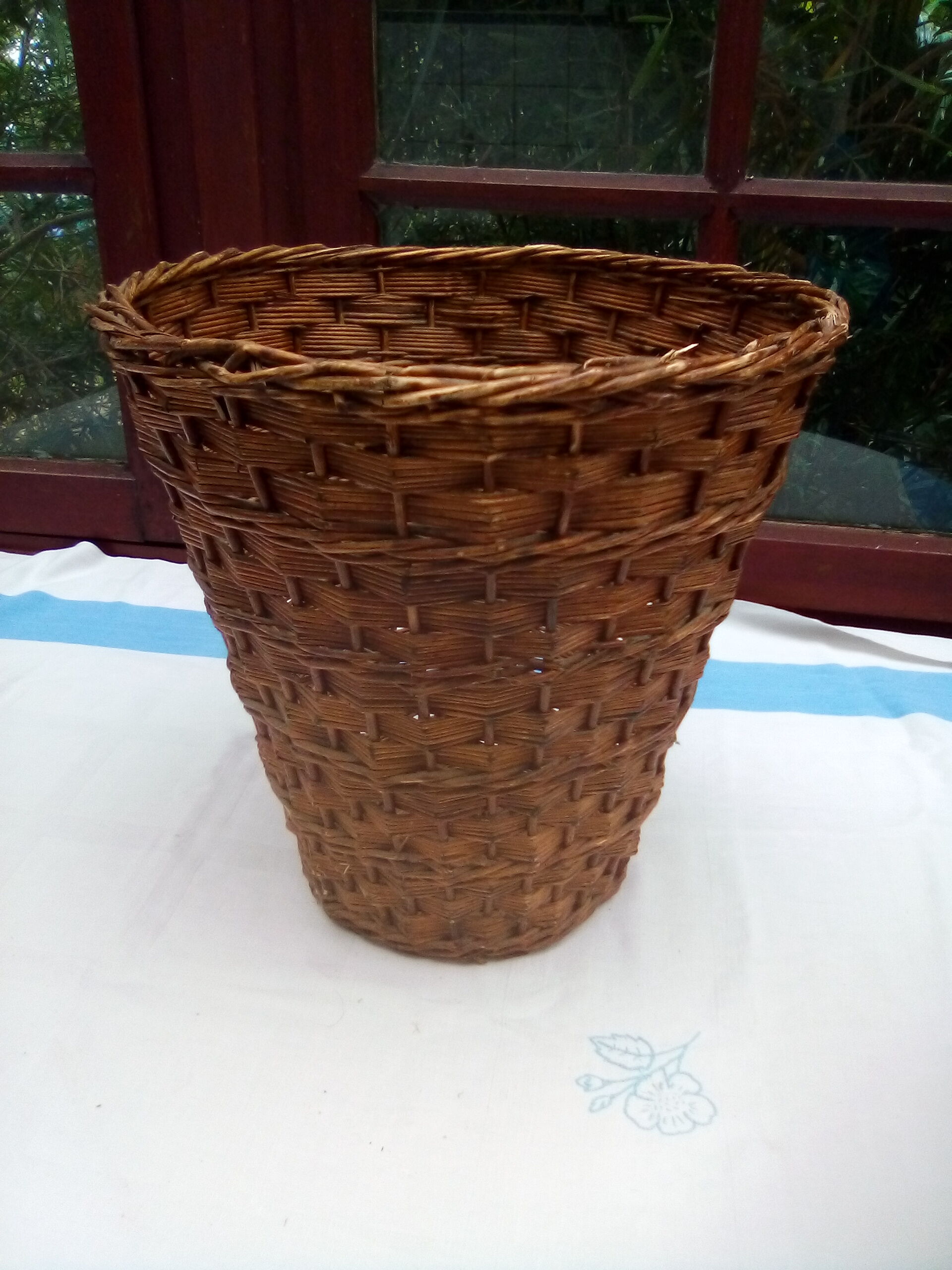 Wicker basket