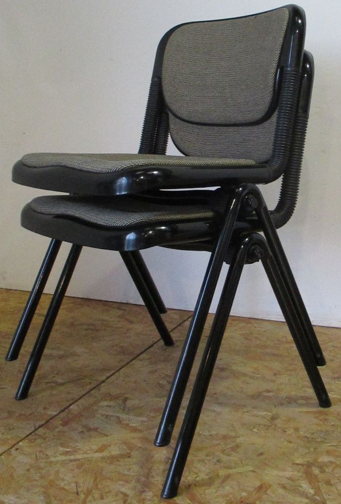 4 chaises Vertebra noires