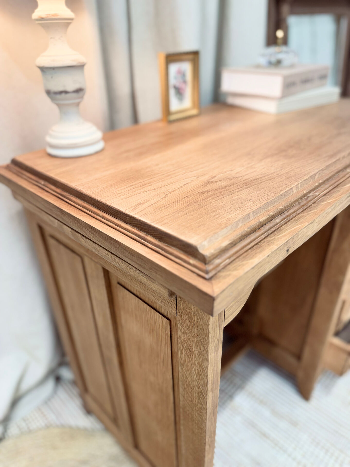 Restored antique oak desk - 4 drawers