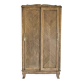 Armoire parisienne