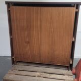 Meuble bar avec portes sculptées en chêne