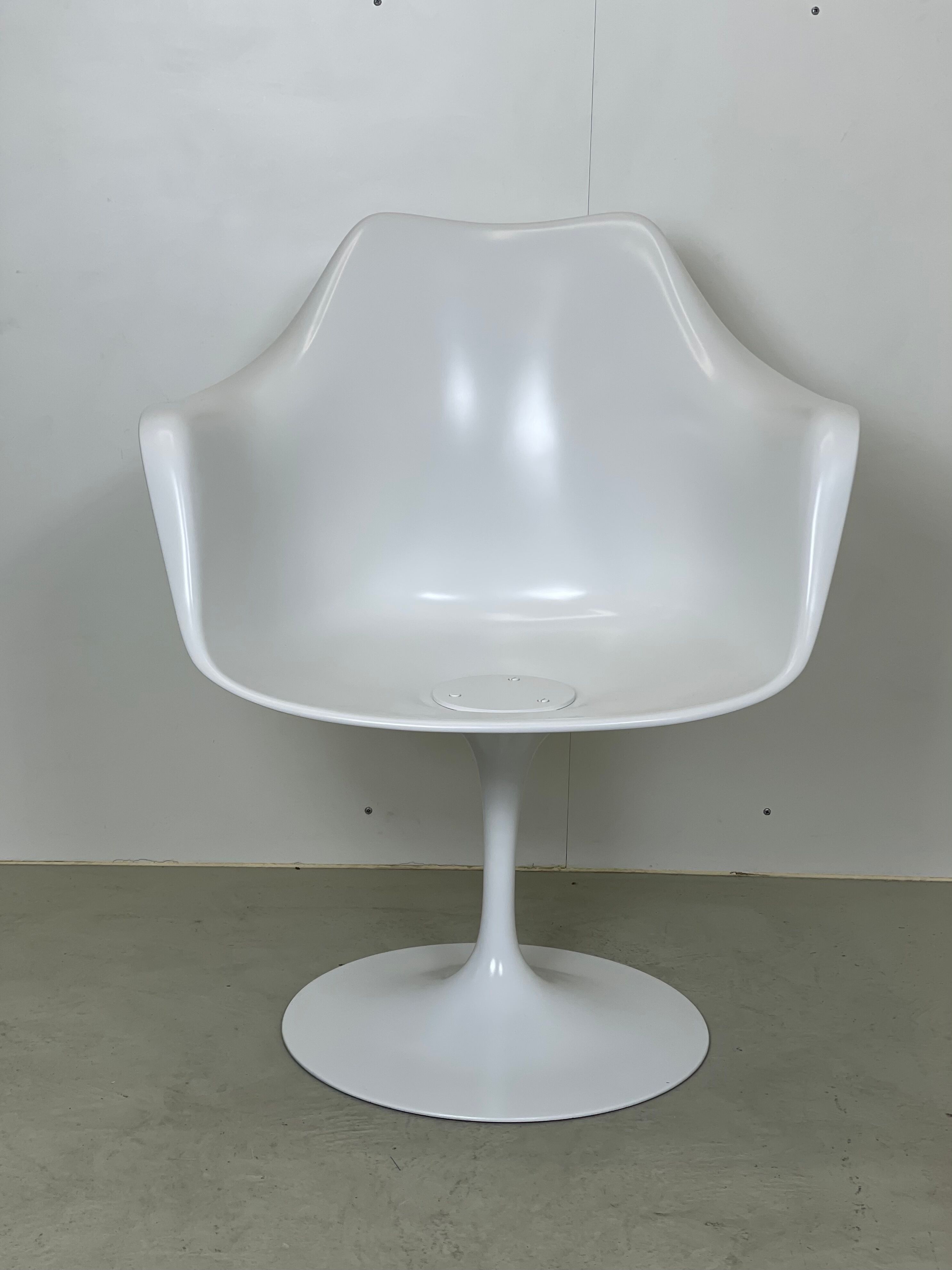 Tulip arm chair Eero Saarinen for Knoll International, 1960s