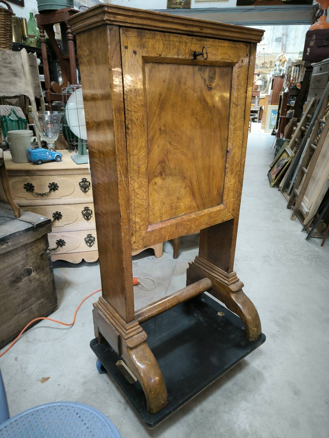 Secrétaire dît " billet doux" vers 1820