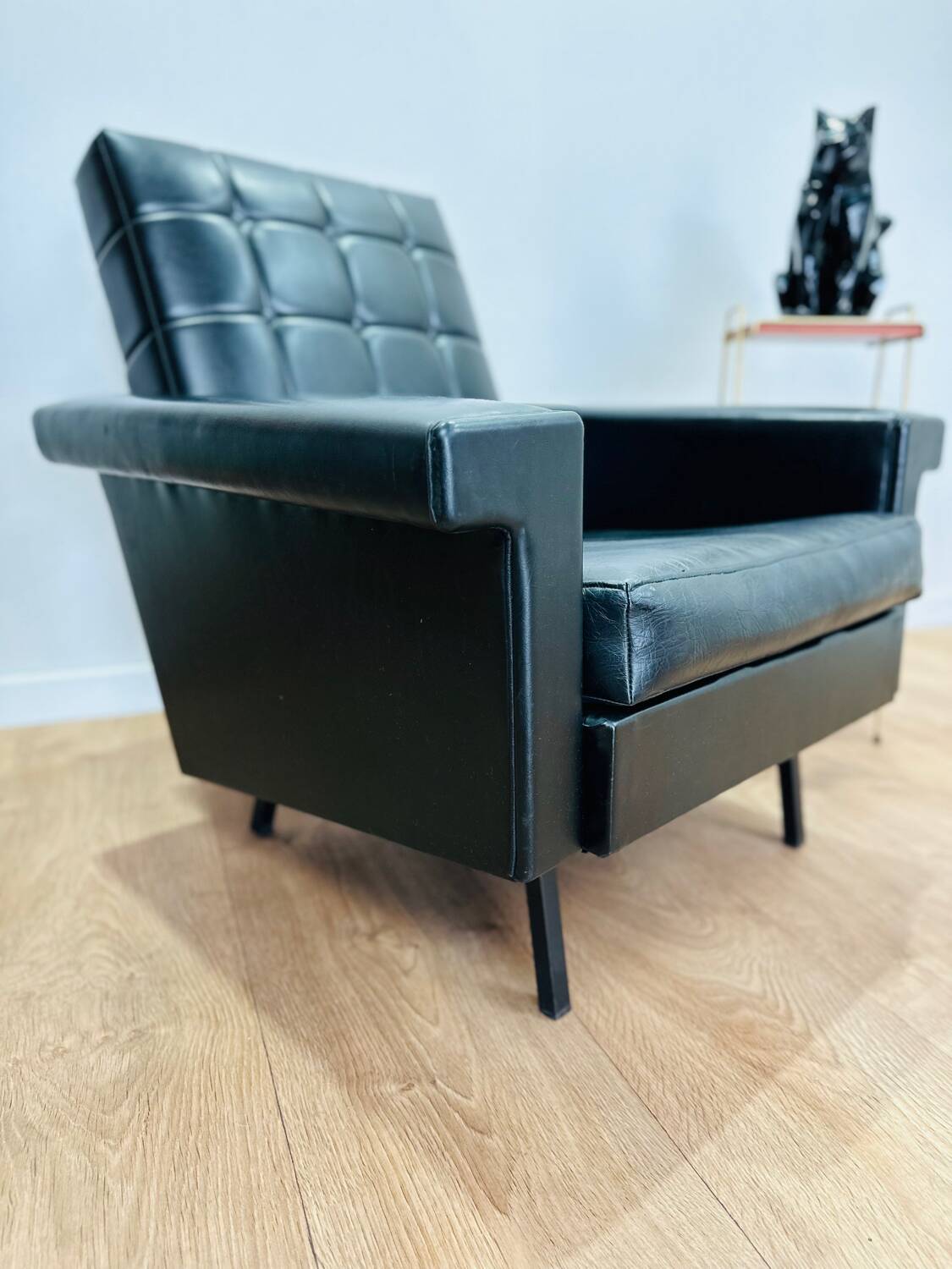 Black skaï armchair