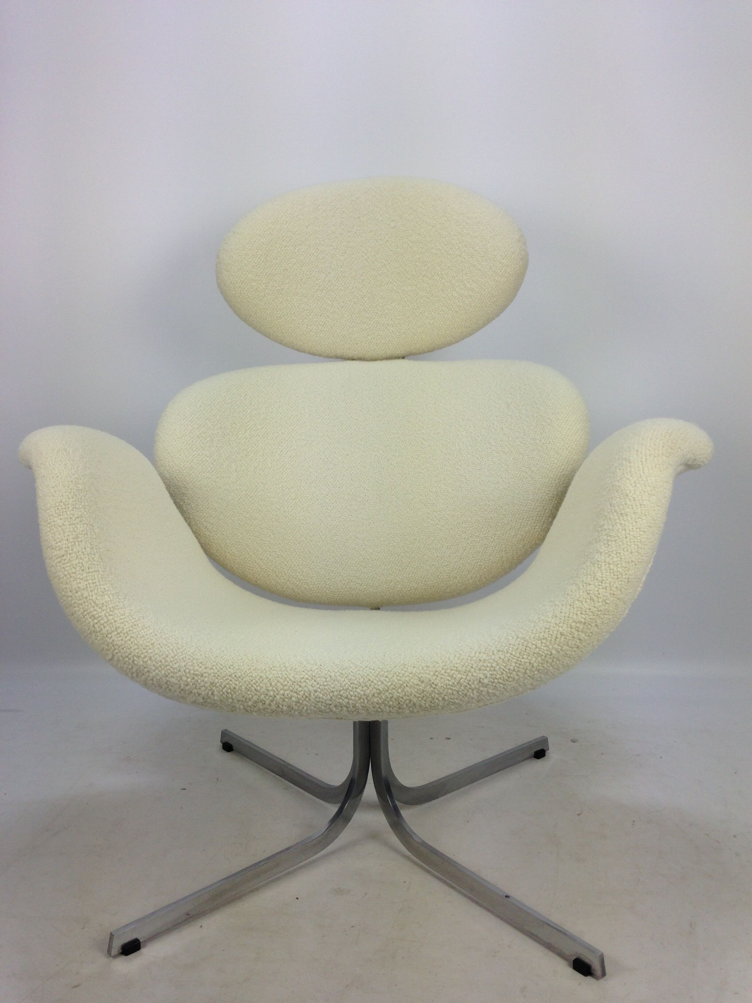 Tulip armchair by Pierre Paulin for Artifort 1959