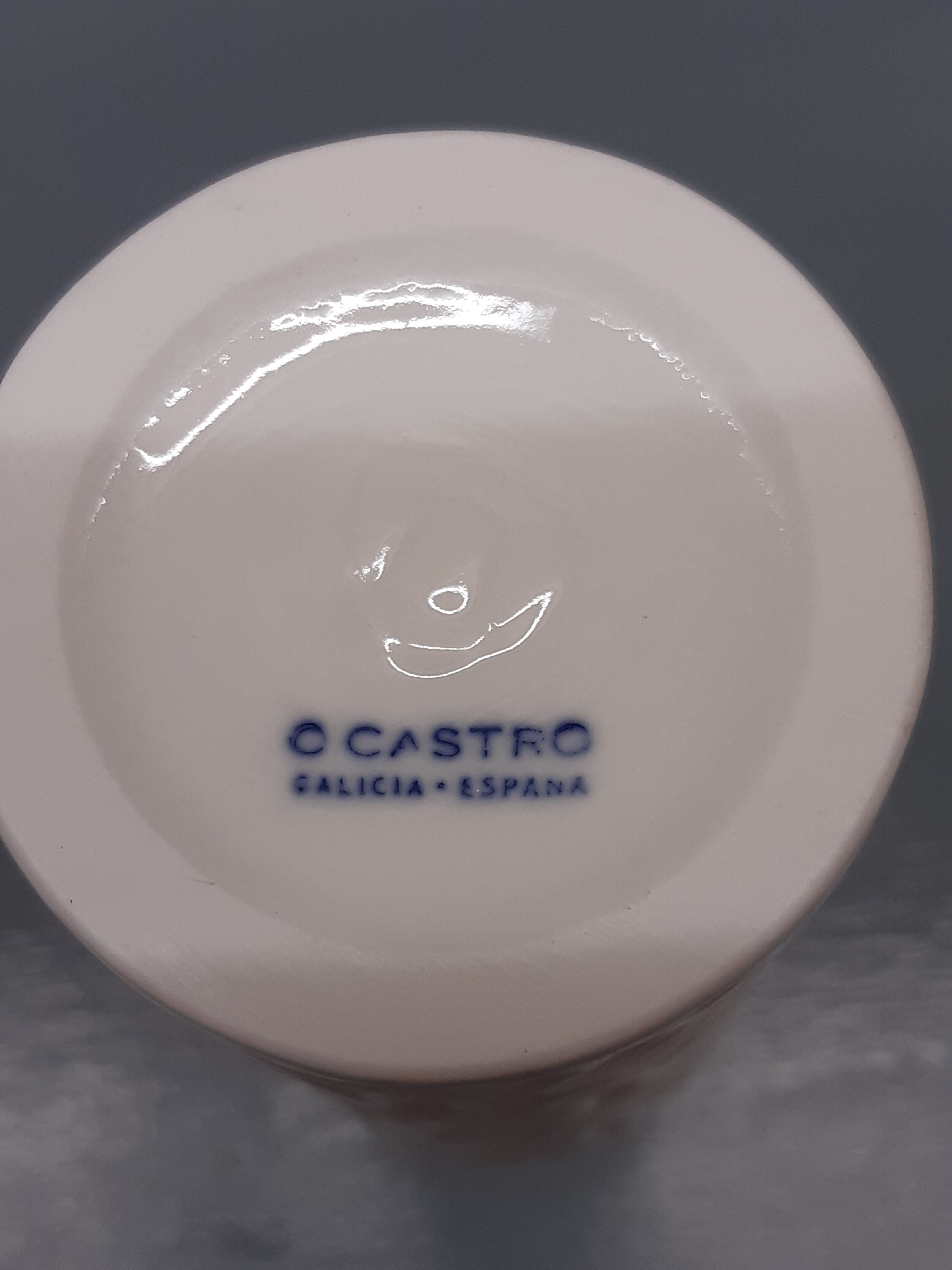 2 white porcelain bottles sargadelos o castro vintage