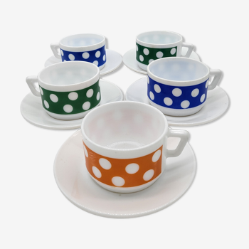 5 cups Arcopal Polka and their vintage white opaline saucer
