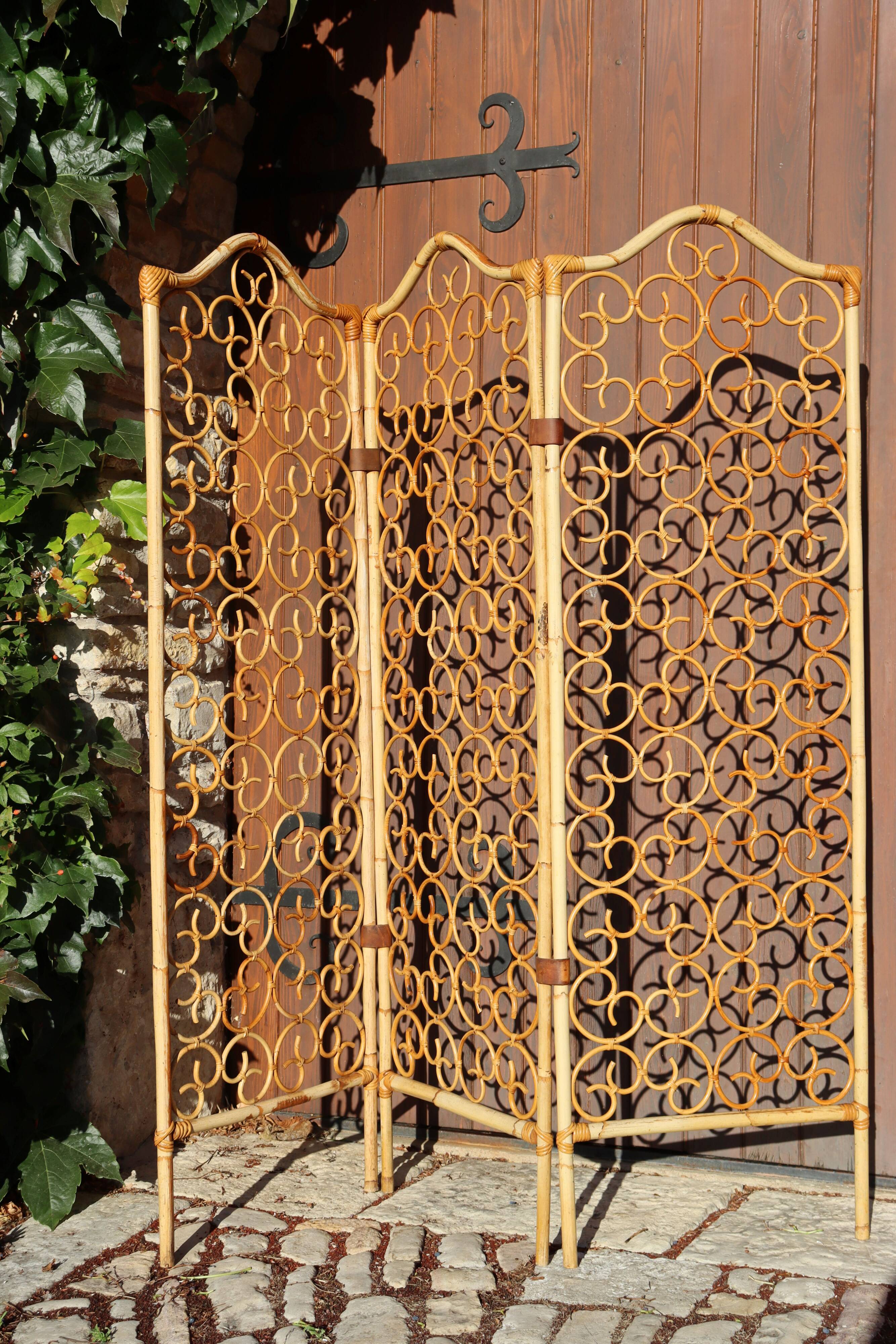 Italian rattan screen