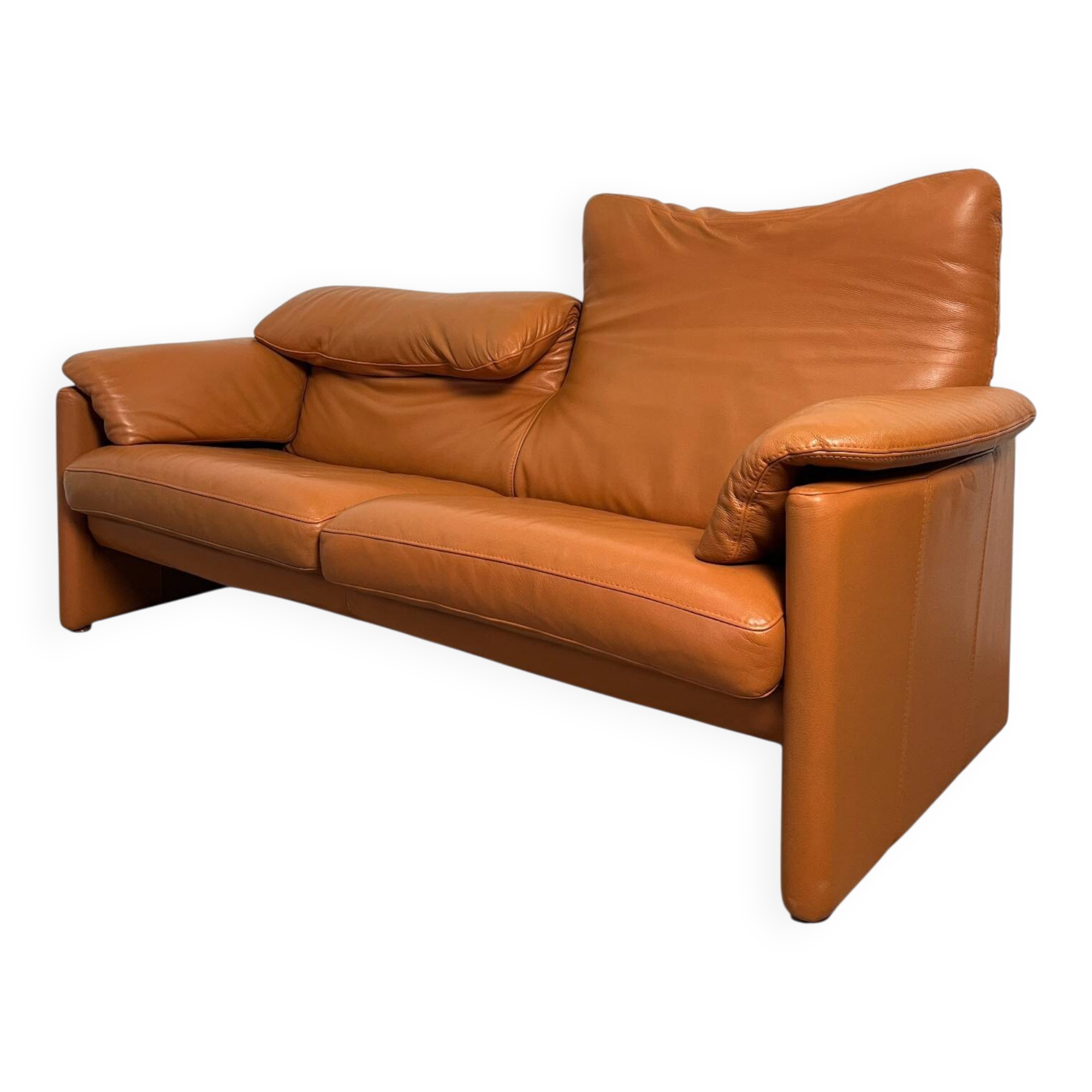 Maralunga Cassina style sofa in tan leather