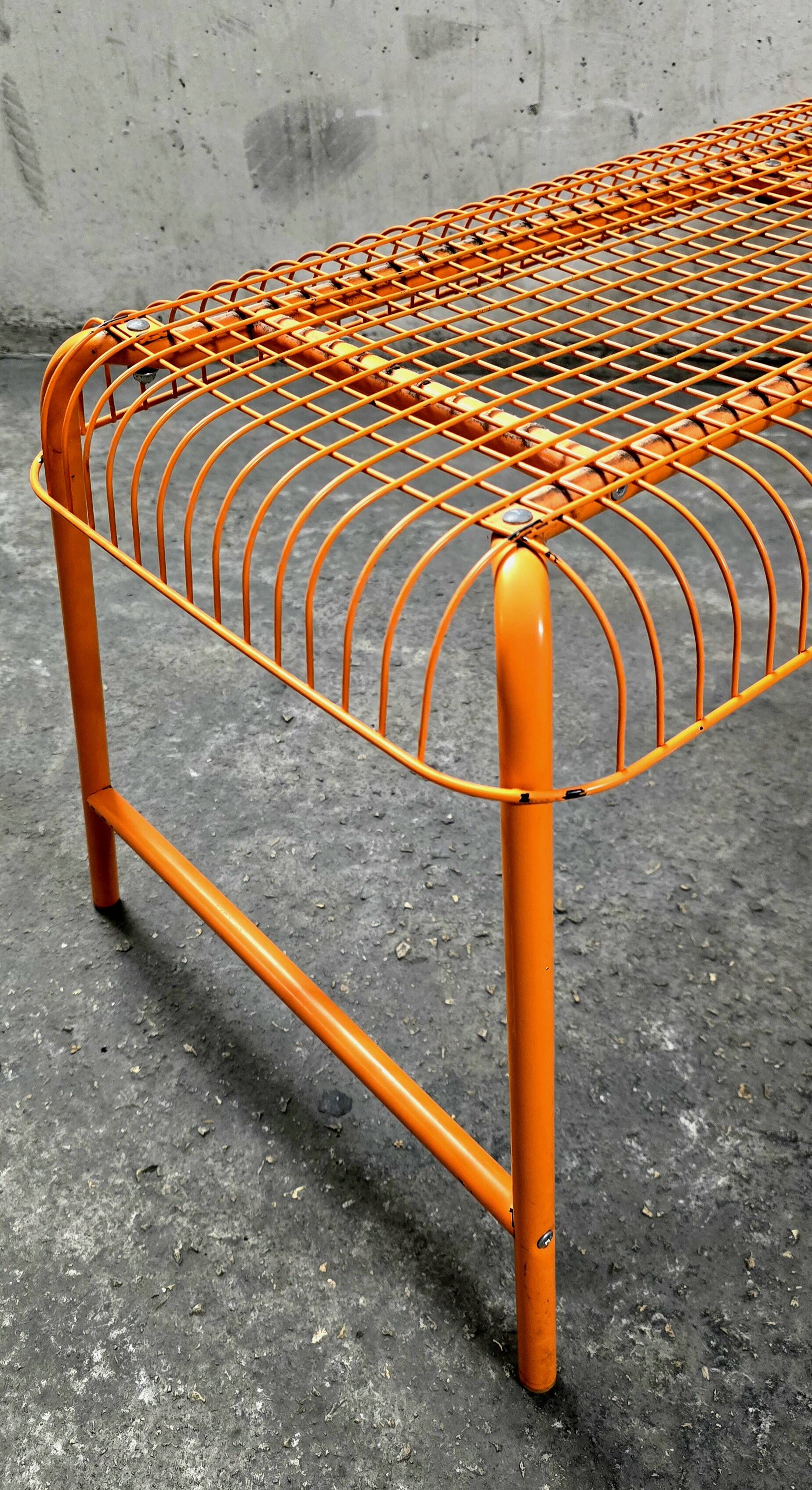 Bench - vintage stool, mesh Ikea Västerön in orange | Selency