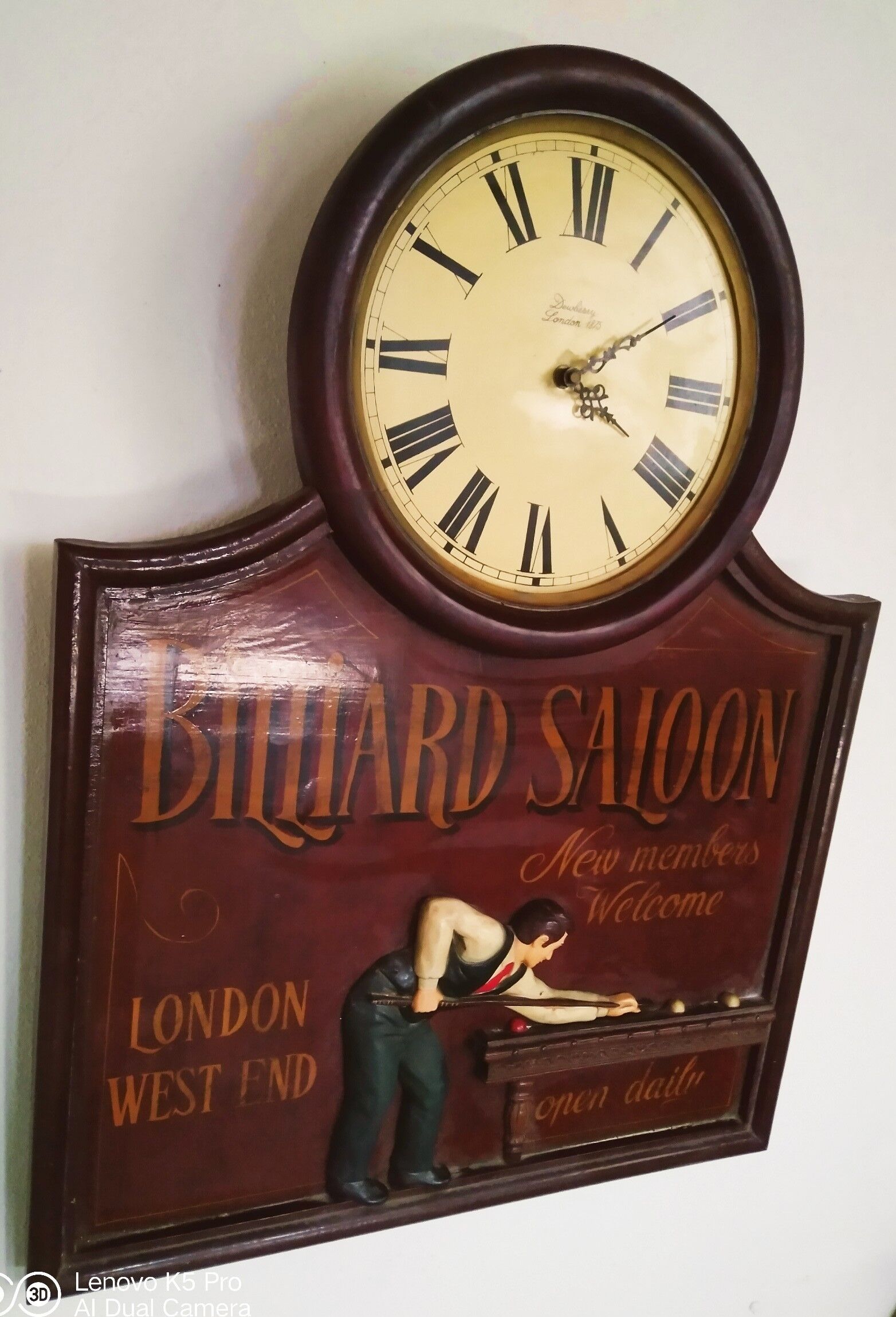 Country Corner billiard saloon clock