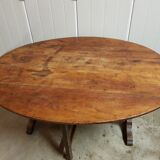 Burgundy wine table, ancient target