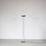 1980s Vico Magistretti floor lamp for Oluce, Italy