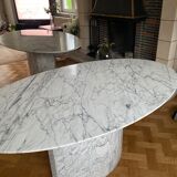 Restaurant to eat oval marble arabescato vintage Italy