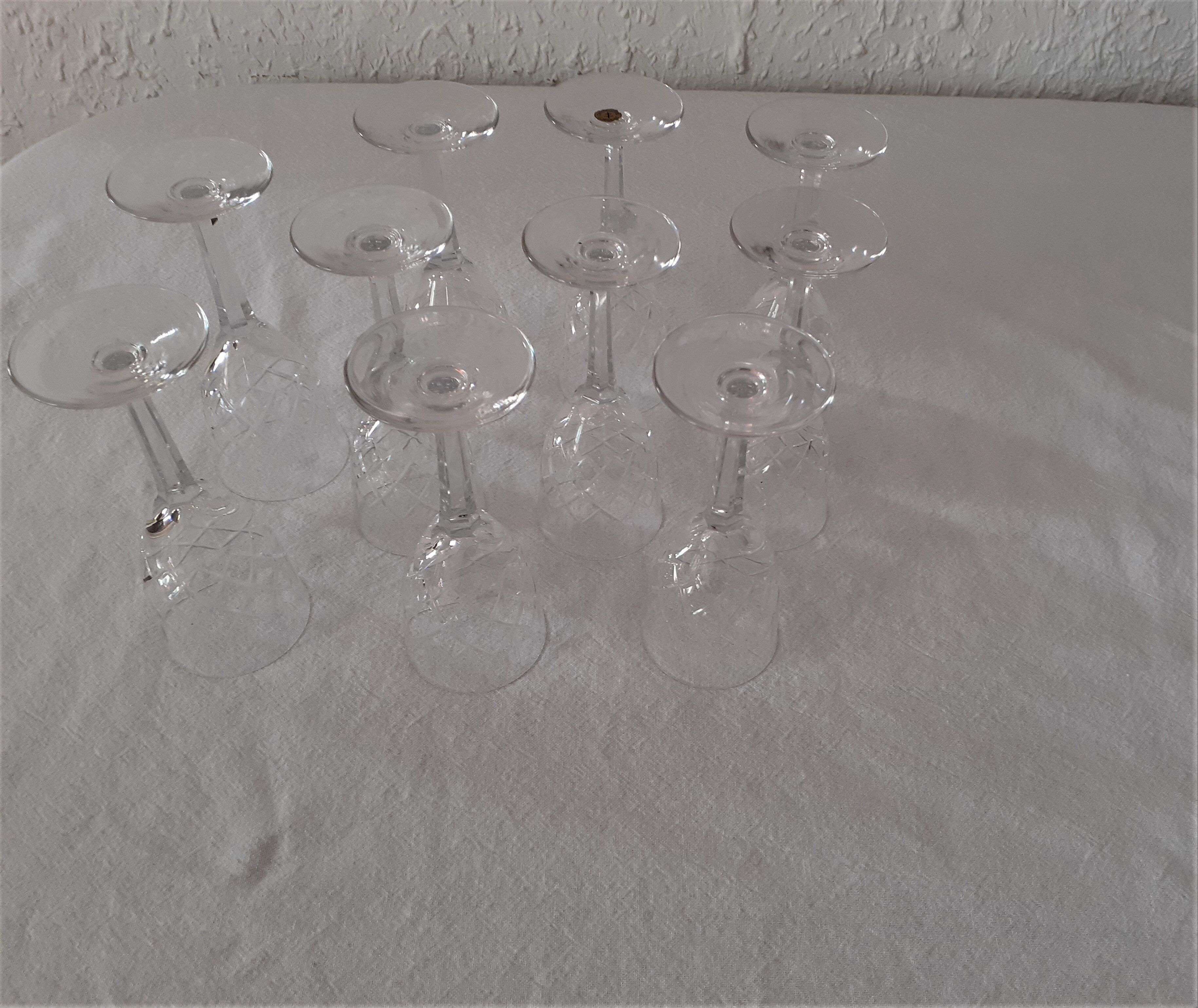 10 crystal wine glasses of Lorraine cut crystal