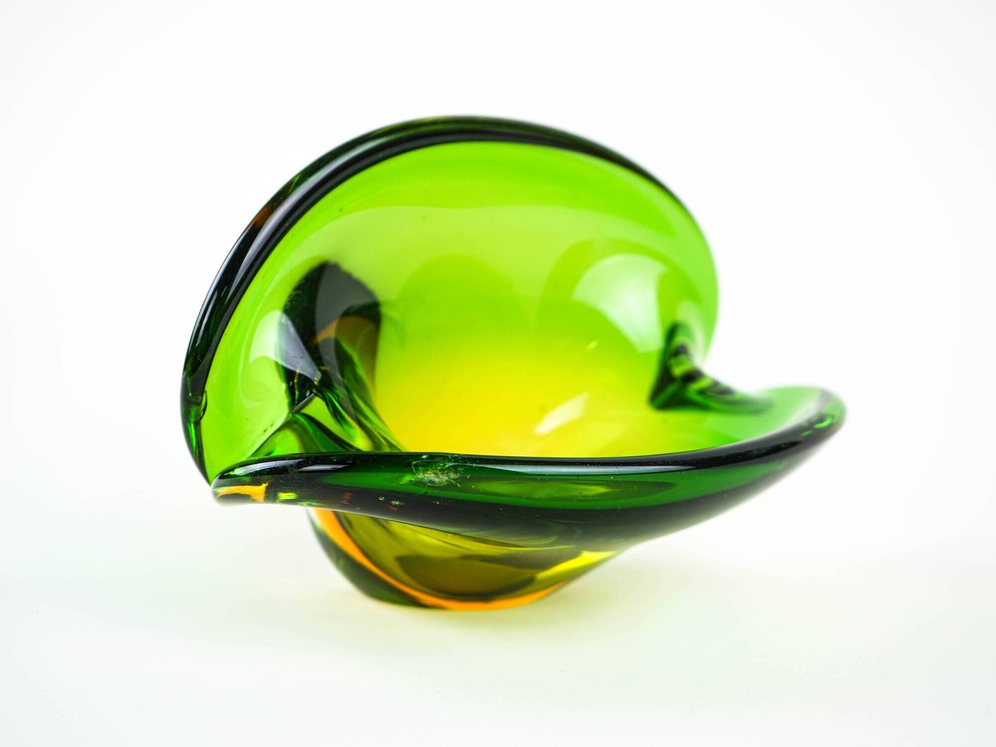 Sommerso glass platter in green and yellow, Murano, Italy, 1960s