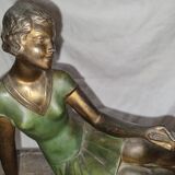 Pendule art déco, jeune femme et biche