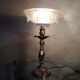 Lampe style bronze patiné et son verre opaque façon givré 22x35