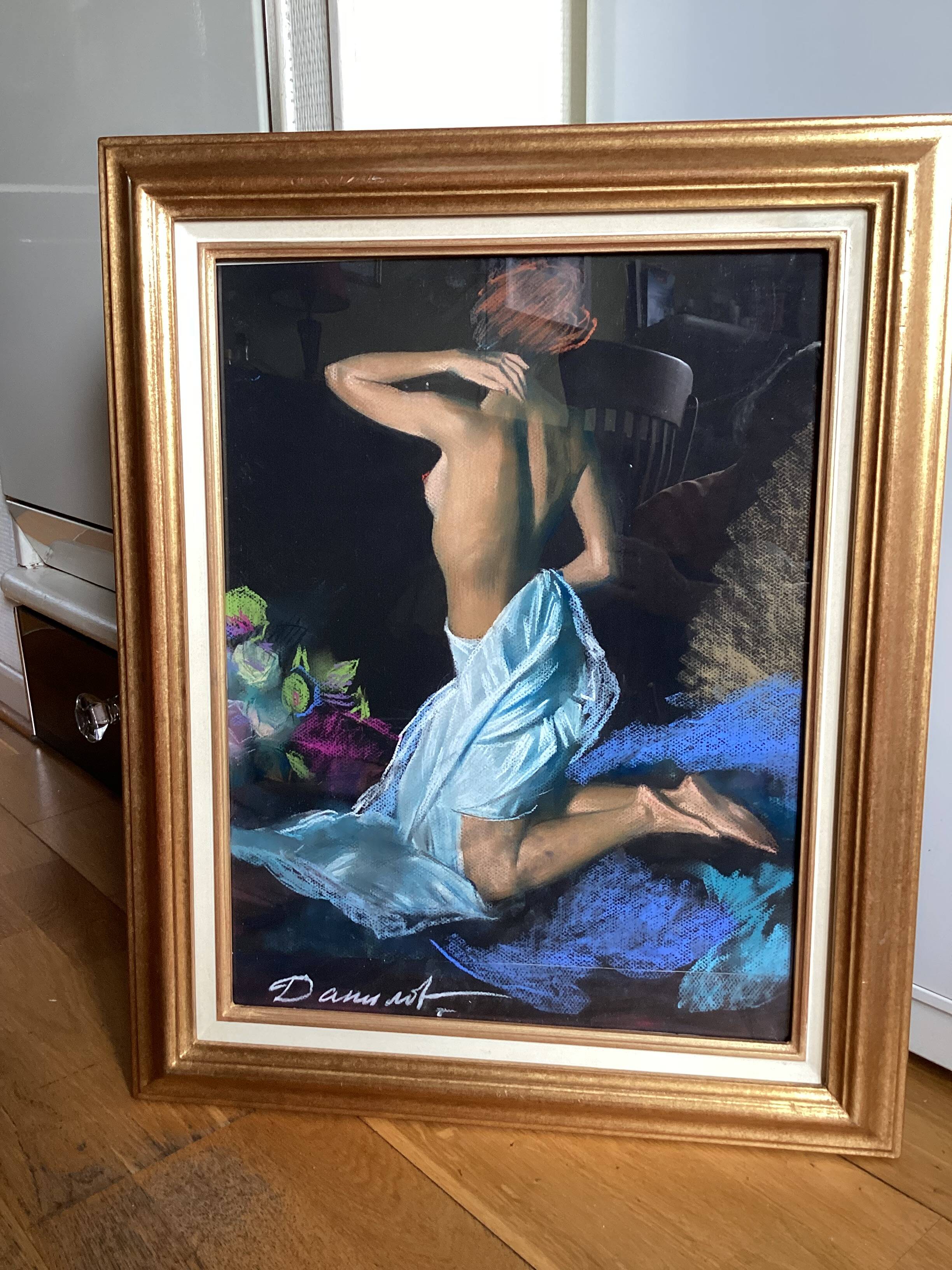 Signed pastel painting on paper < Young woman > dimensions: height -63 cm - width - 51 cm -