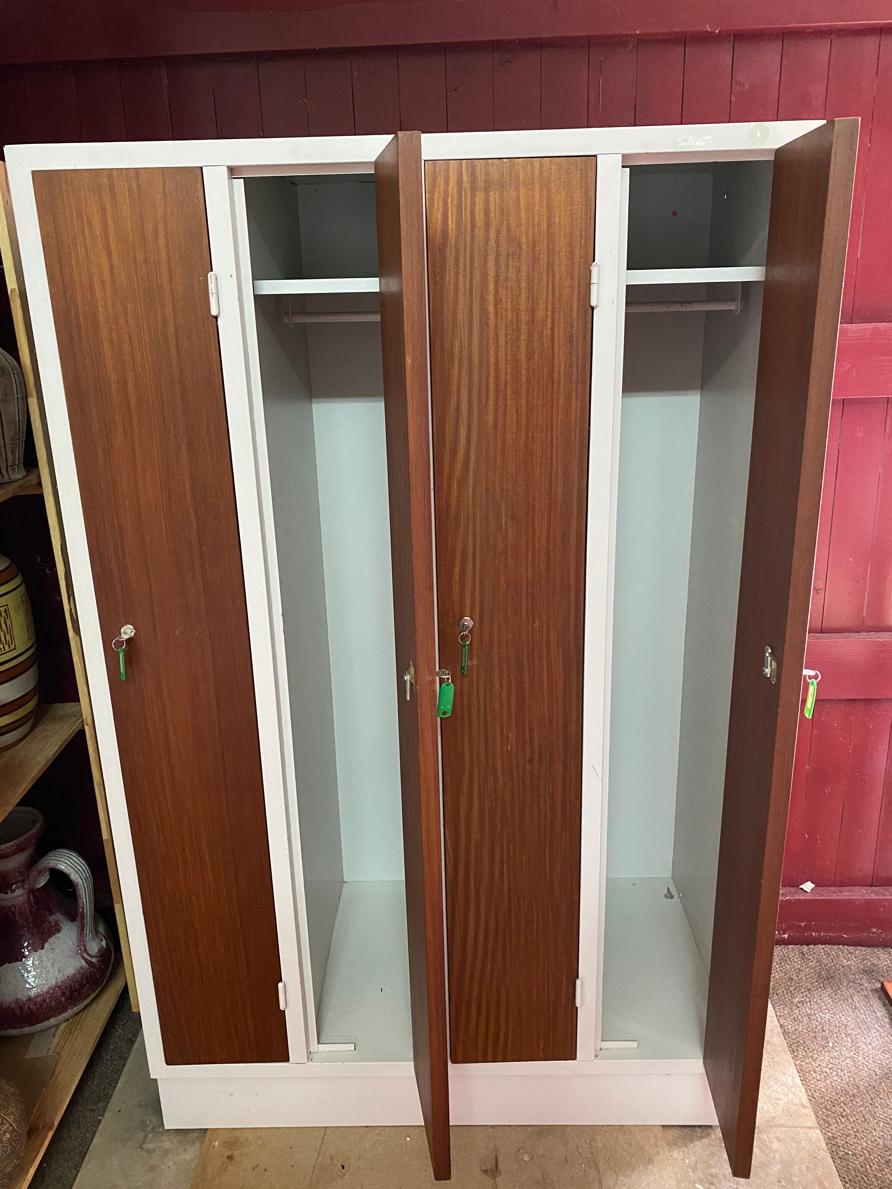 Casiers industriels en teck mi-siècle modernes