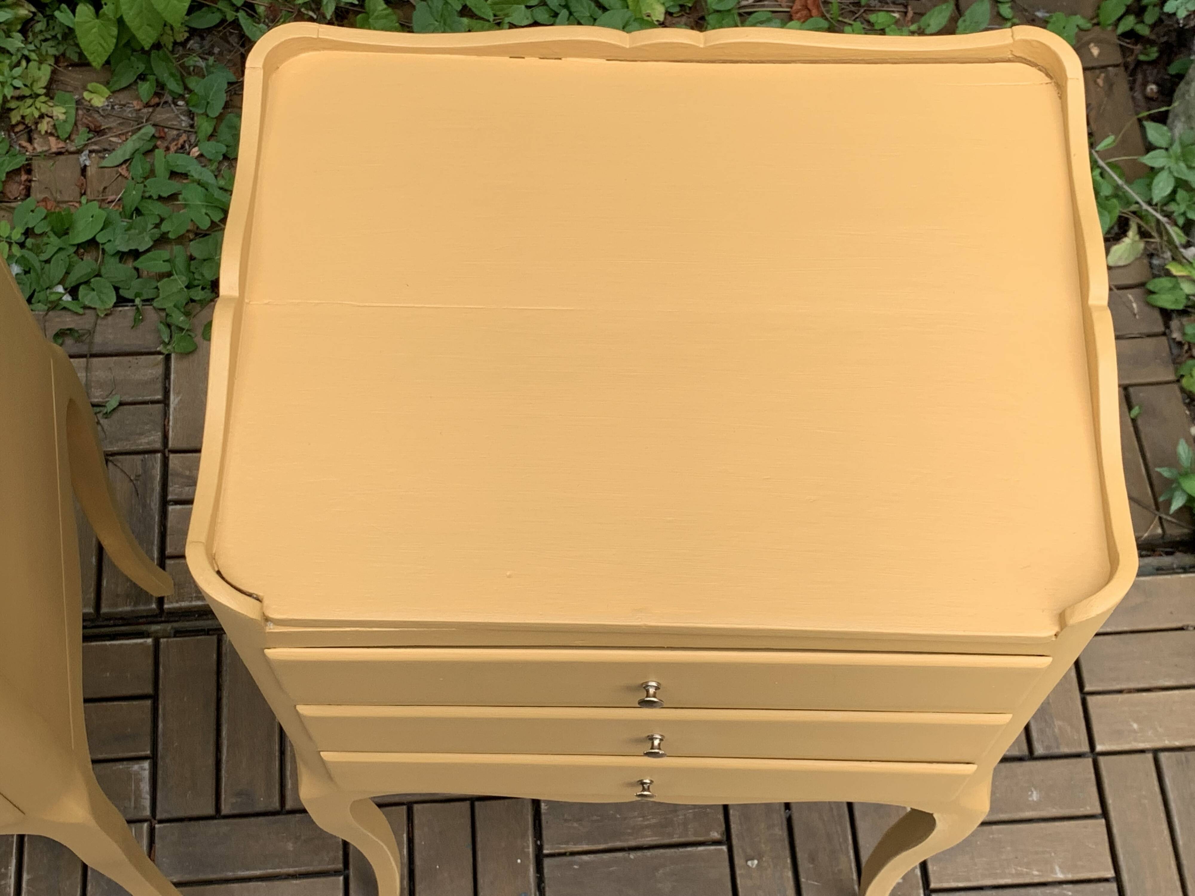 Pair of vintage Louis XV style bedside tables