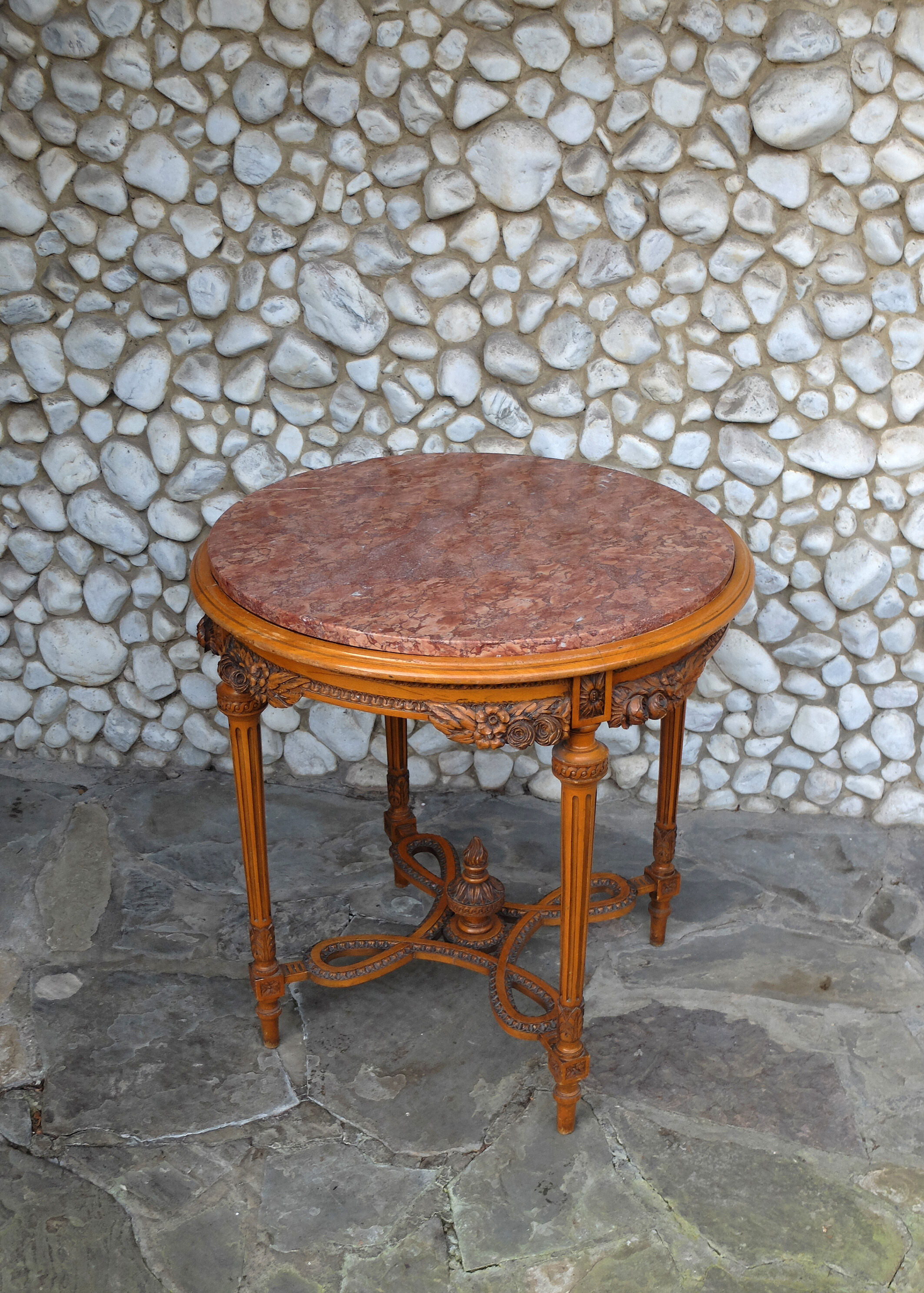 Antique round table plateau pink marble fully carved 1900s