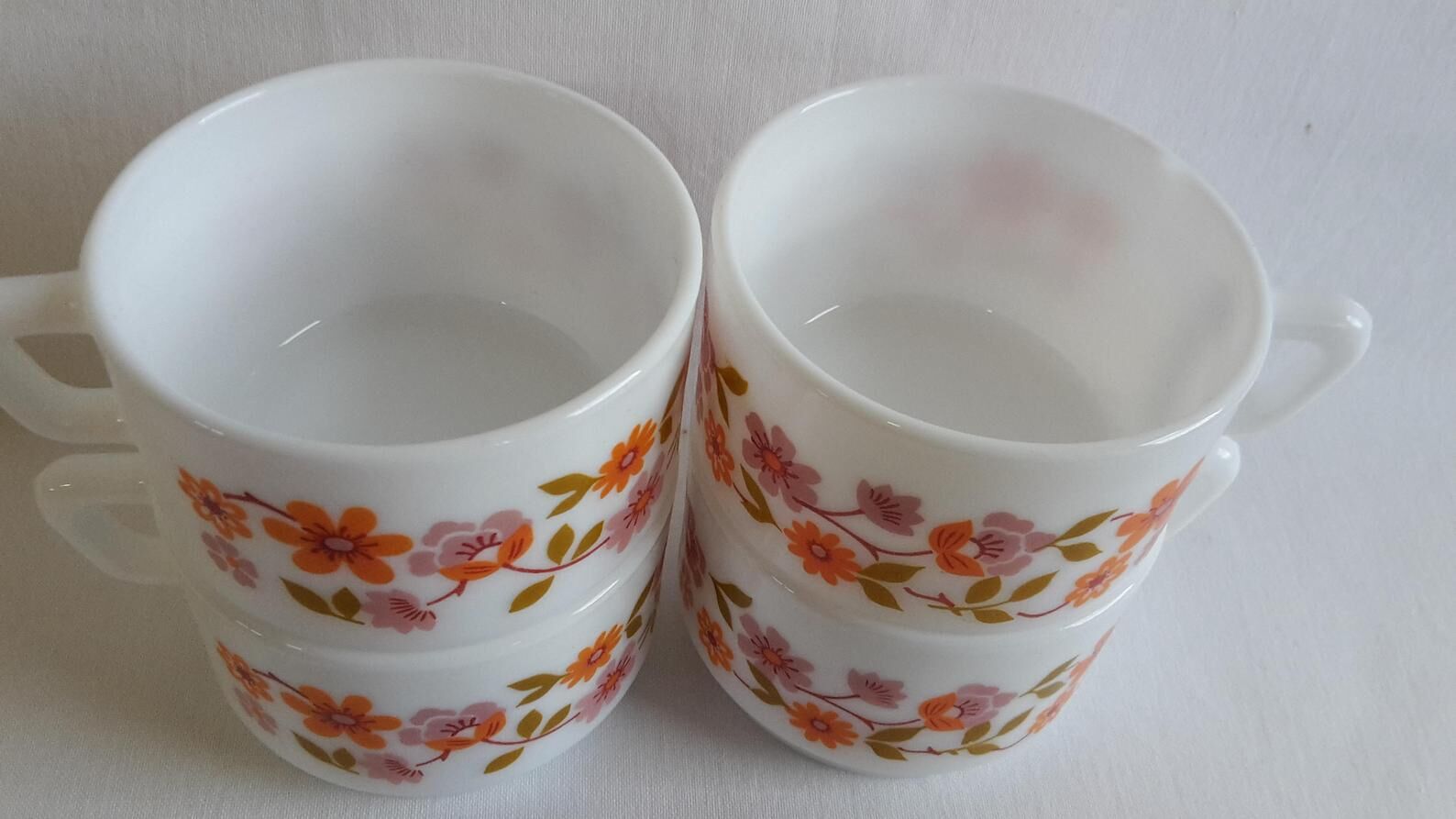 4 cups Arcopal scania orange flowers and mauve vintage 70s coffee espresso