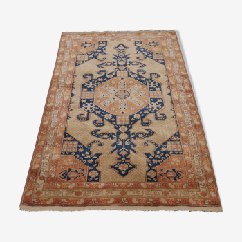 Tapis d'orient caucasien fait main