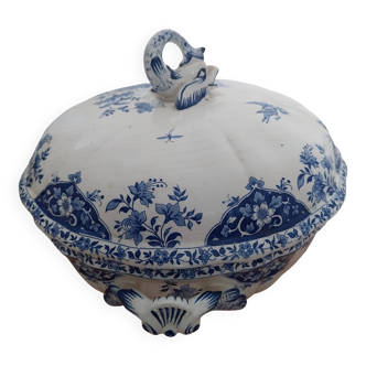 Soup tureen Giens Delft