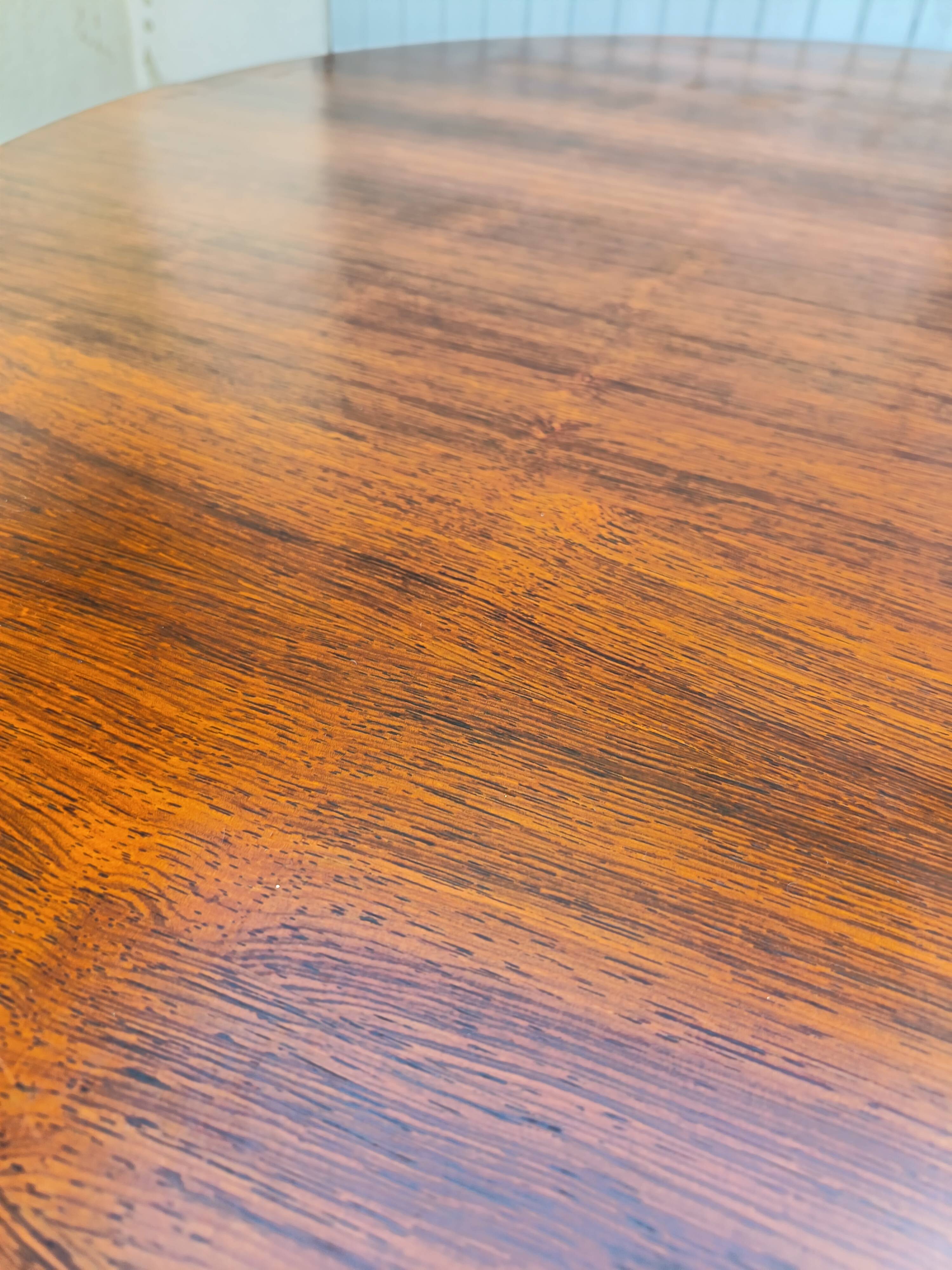Henning Sorensen extendable dining table in rosewood from the 1960s.