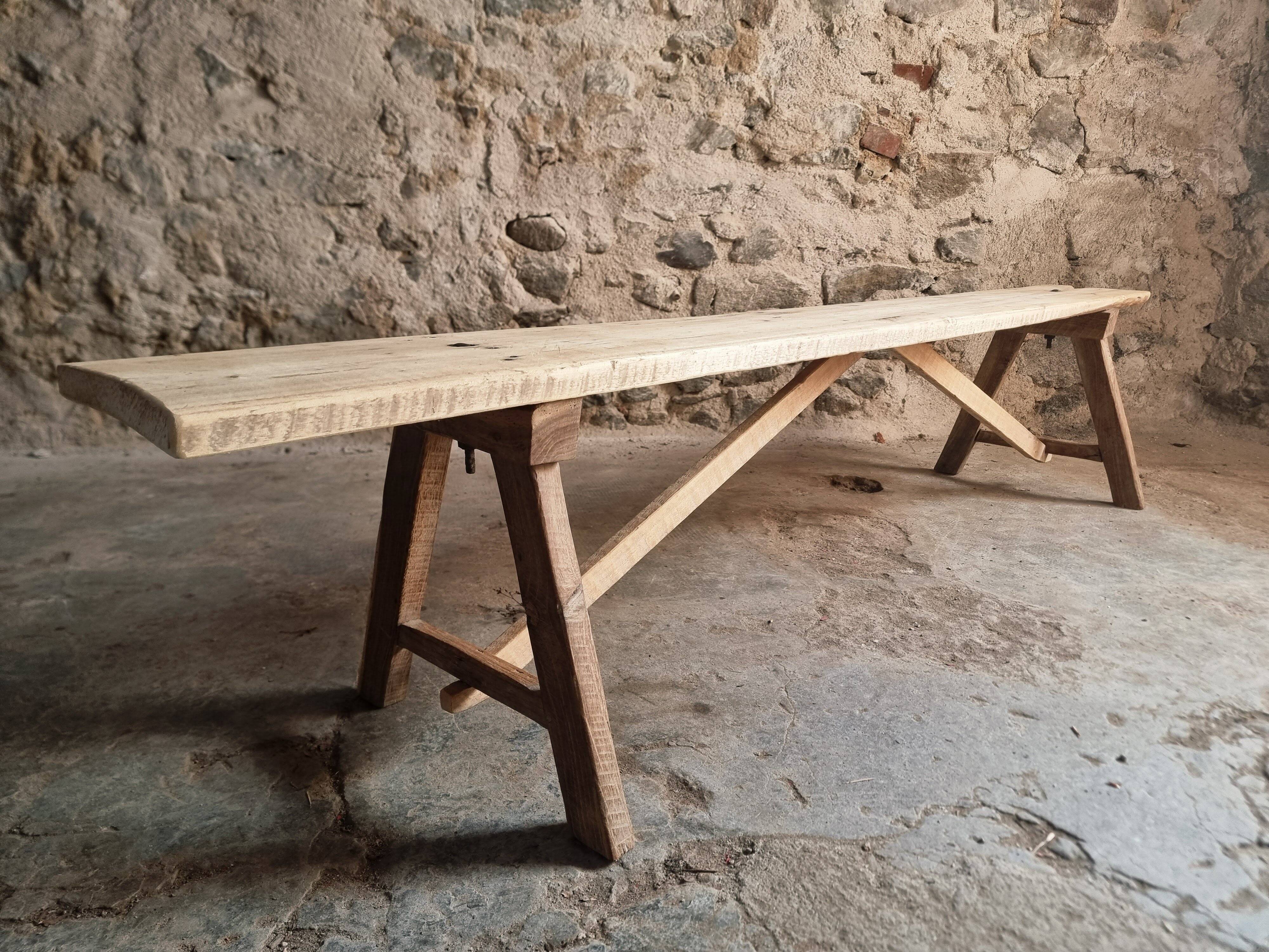 French antique wooden bench – Rustic farmhouse bench – Poplar and chestnut – Late 19th century – 198 cm