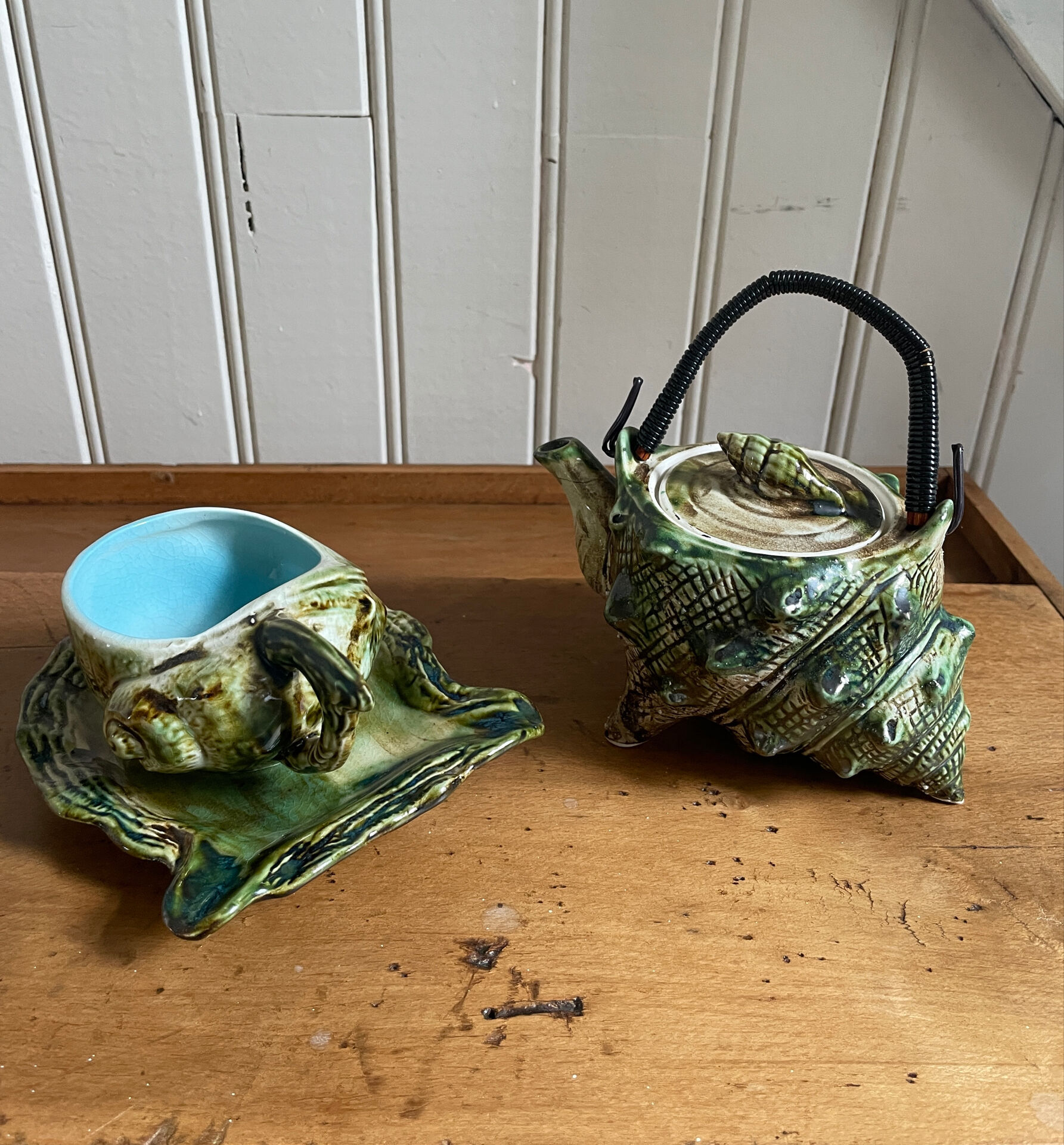 Selfish tea service