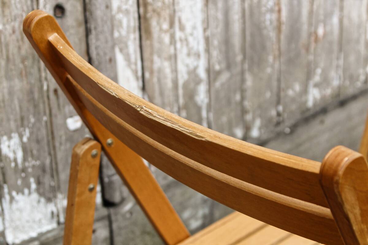 Set of 6 wooden folding chairs