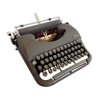 Japy typewriter circa 1950