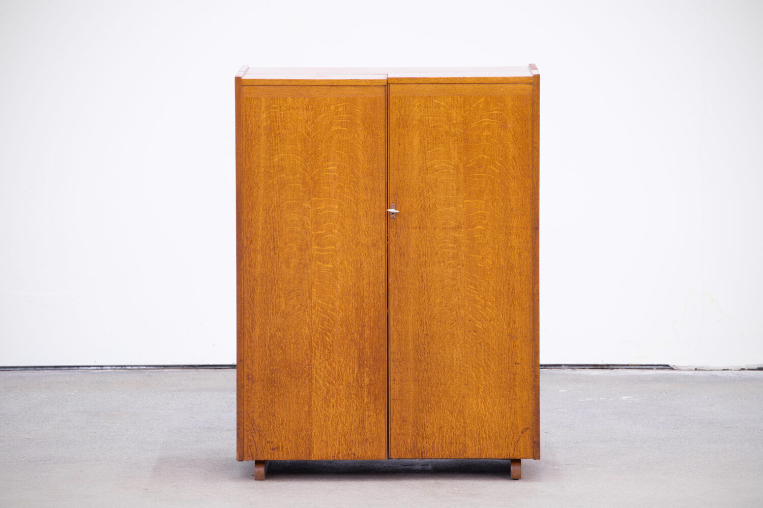 Bureau vintage Magic Box 1960